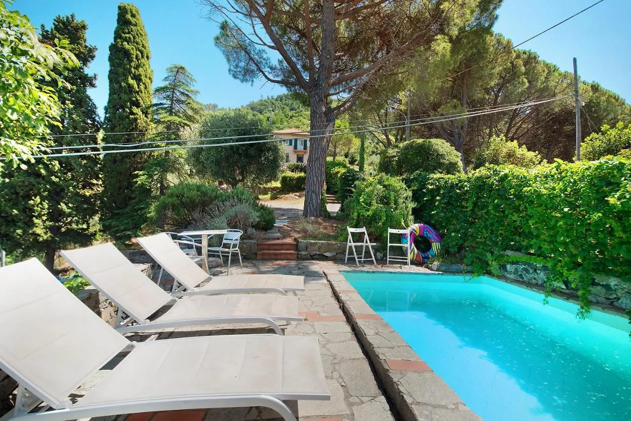 Villa Mesco Levanto 0*,